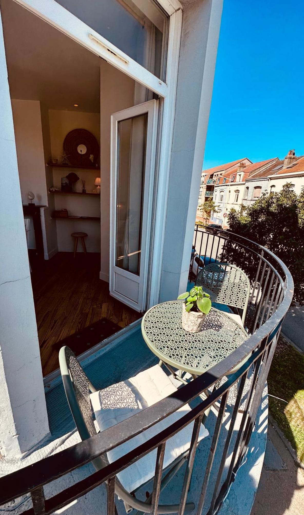 Appartement De Charme Avec Balcon - Le Grand Large Dunkirk Luaran gambar